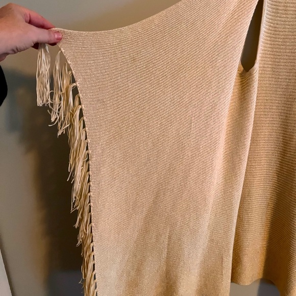 LILLY PULITZER | Sm | Sweater Vest | Fringe | Gold Metallic Threads - Picture 5 of 11